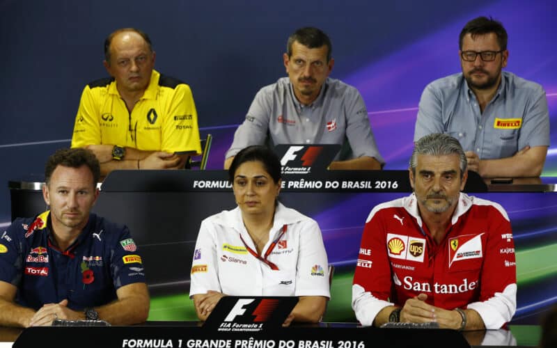 - 2023: Guenther Steiner eist verbetering van FIA Stewards