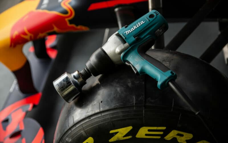 - Maak kennis met de Wheel Gun: een essentiële pitstop in de Formule 1